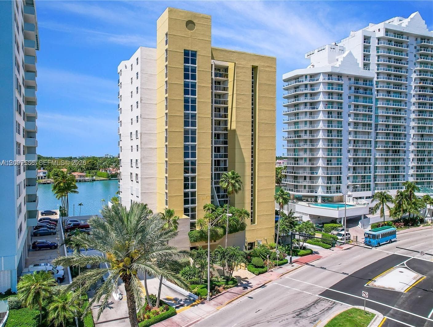 LA RIVE GAUCHE · #1006 in Miami Beach - Photo 8