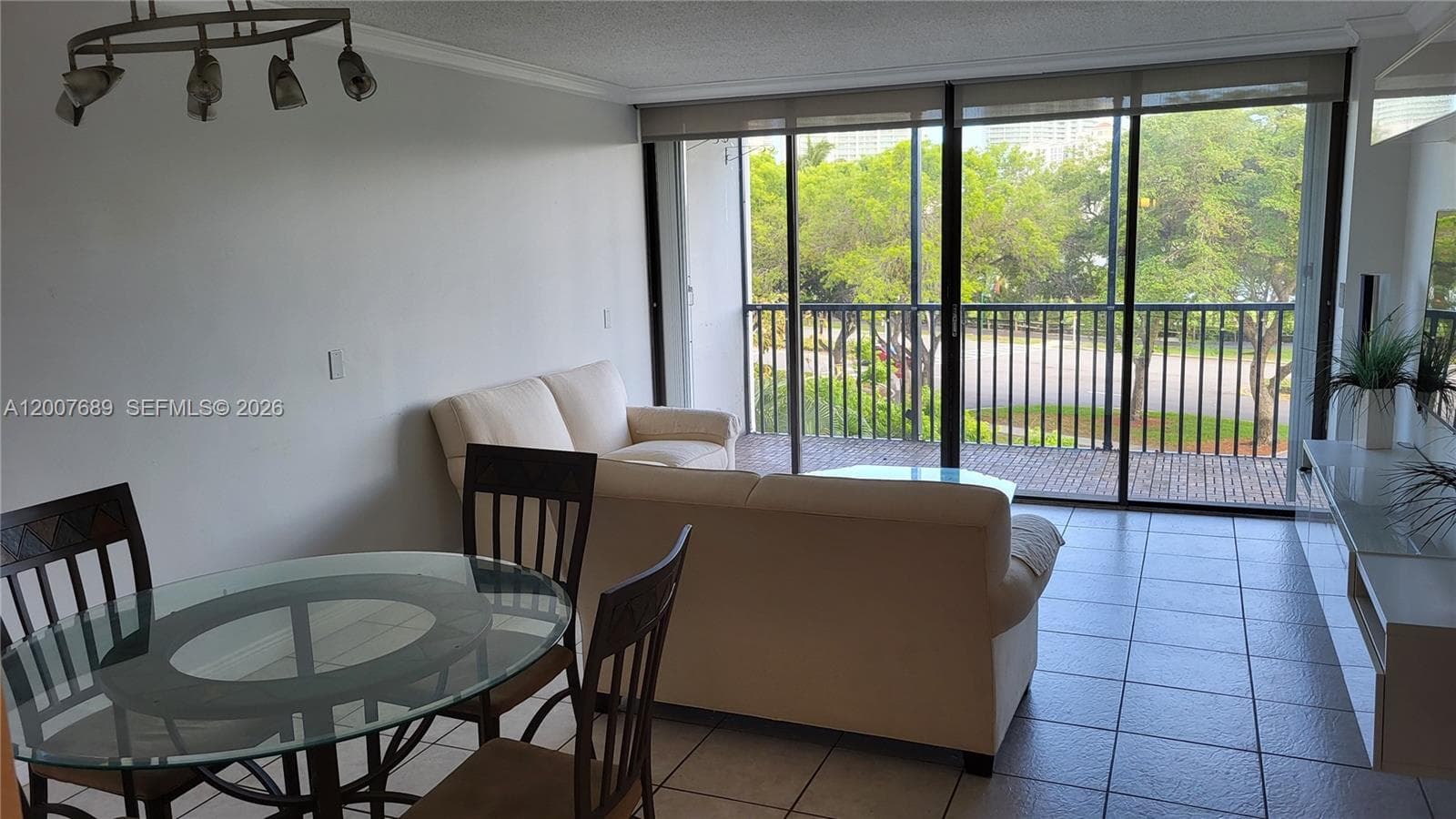 ENSENADA CONDO · #409 in Aventura - Photo 3