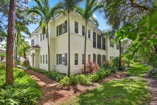 357 Chambord Terrace