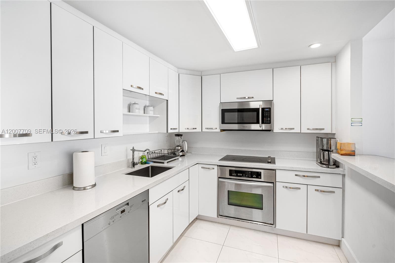 Ocean Reserve · #1612 in Sunny Isles Beach - Photo 5