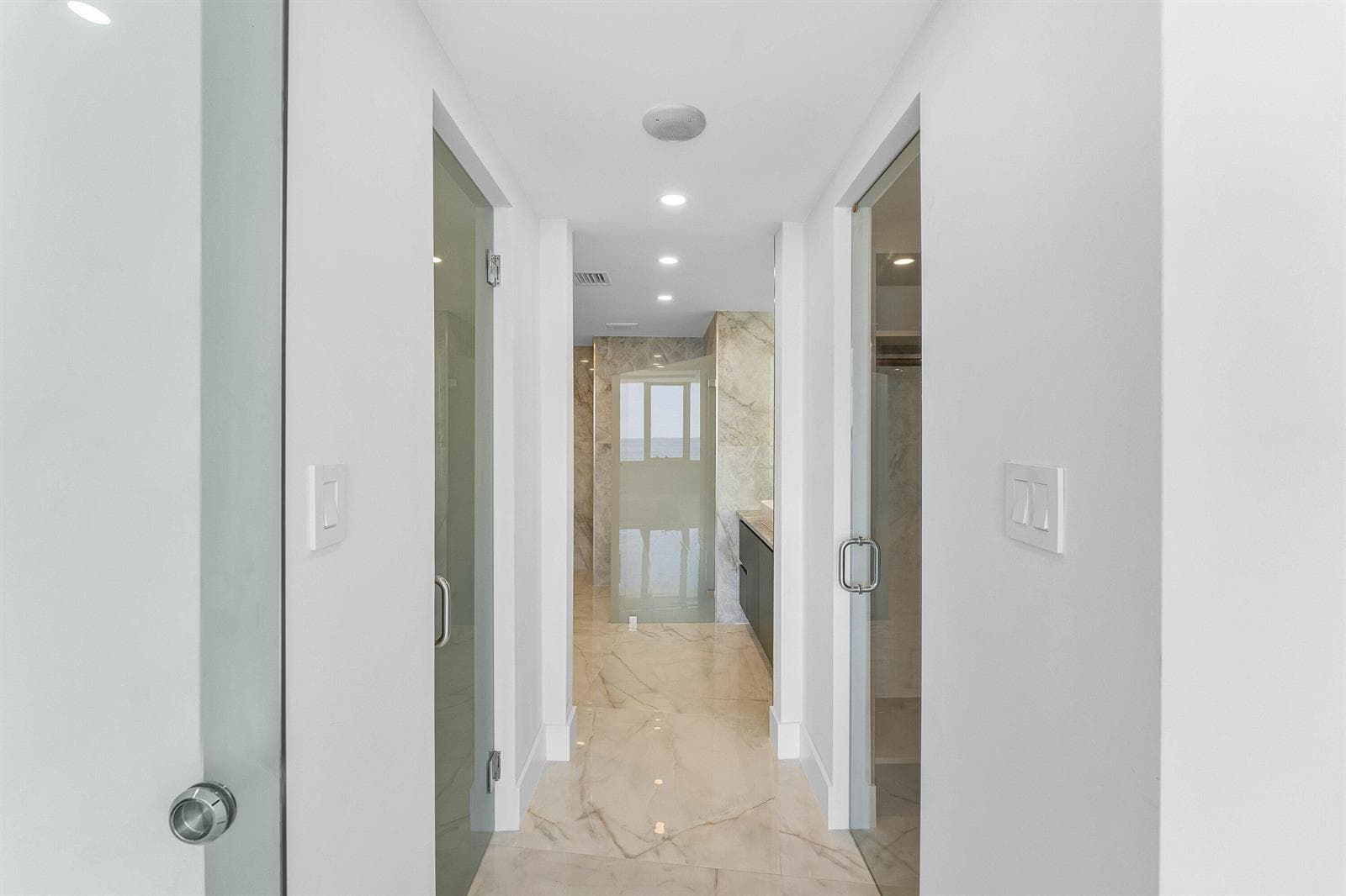031-700SouthOceanBoulevard-BocaRaton-FL-