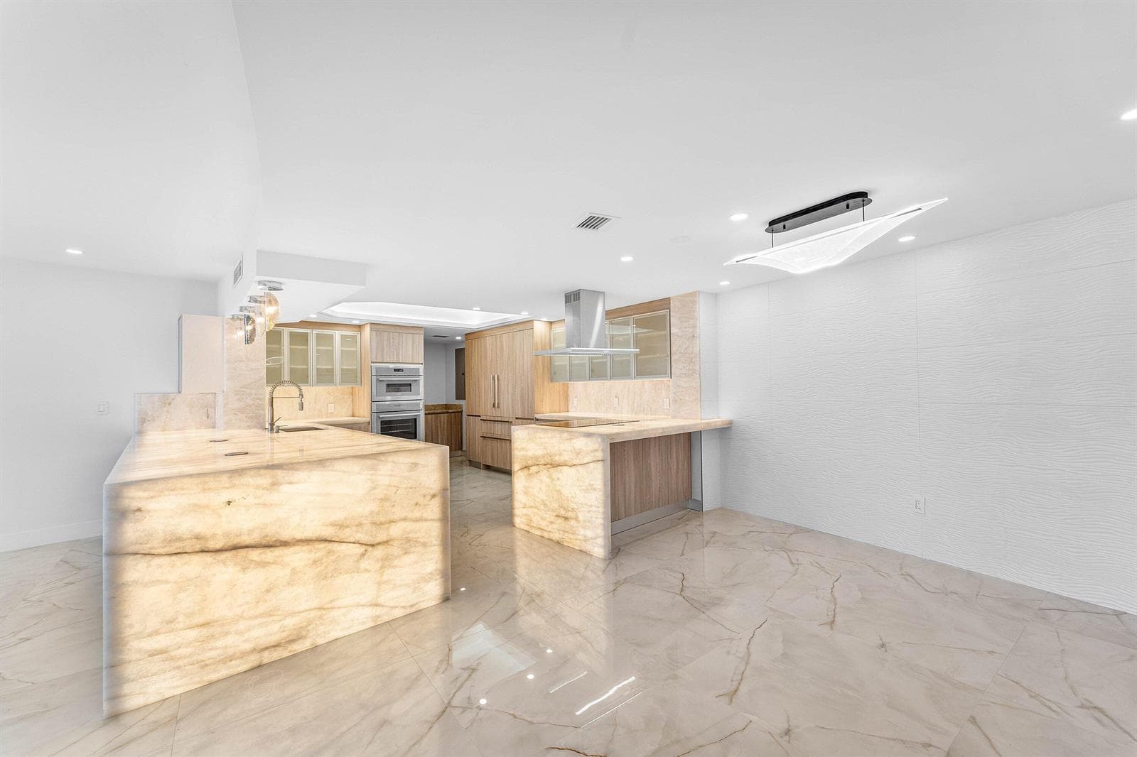 003-700SouthOceanBoulevard-BocaRaton-FL-