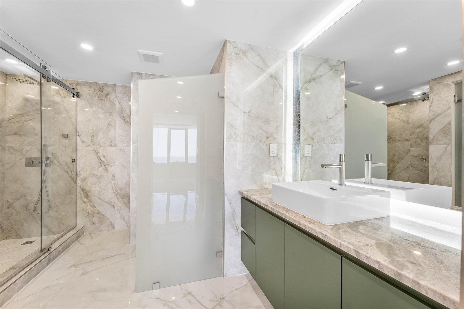032-700SouthOceanBoulevard-BocaRaton-FL-