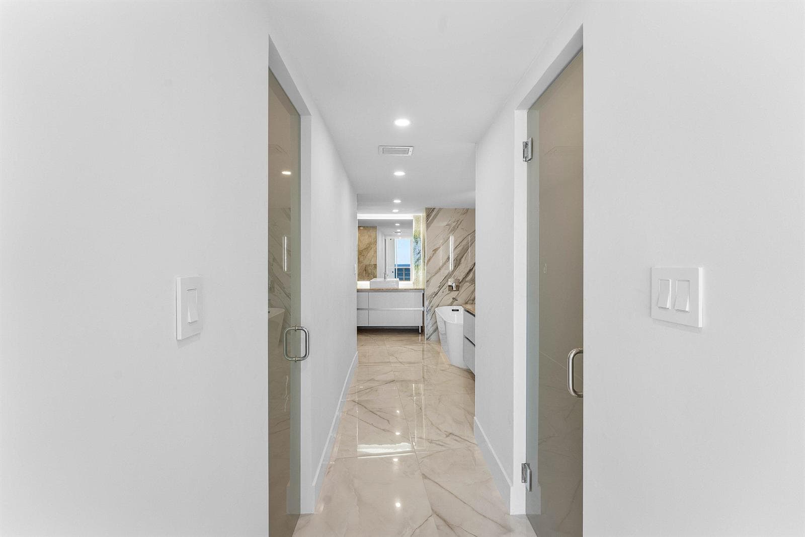 017-700SouthOceanBoulevard-BocaRaton-FL-