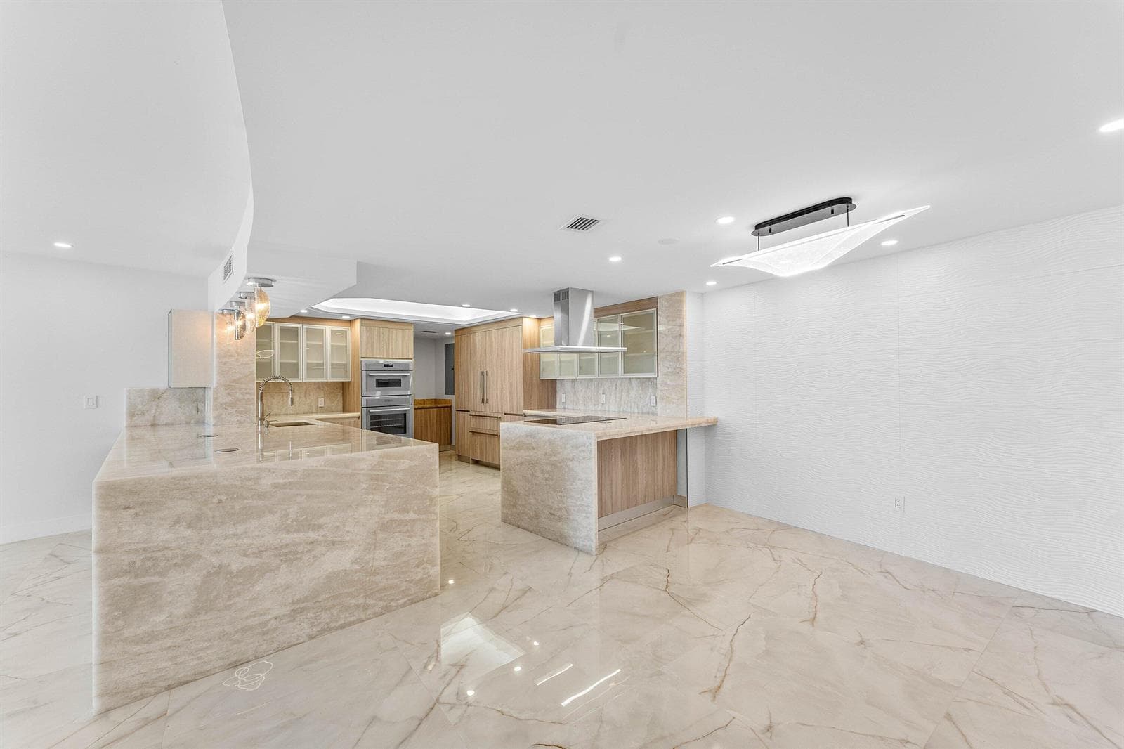 004-700SouthOceanBoulevard-BocaRaton-FL-
