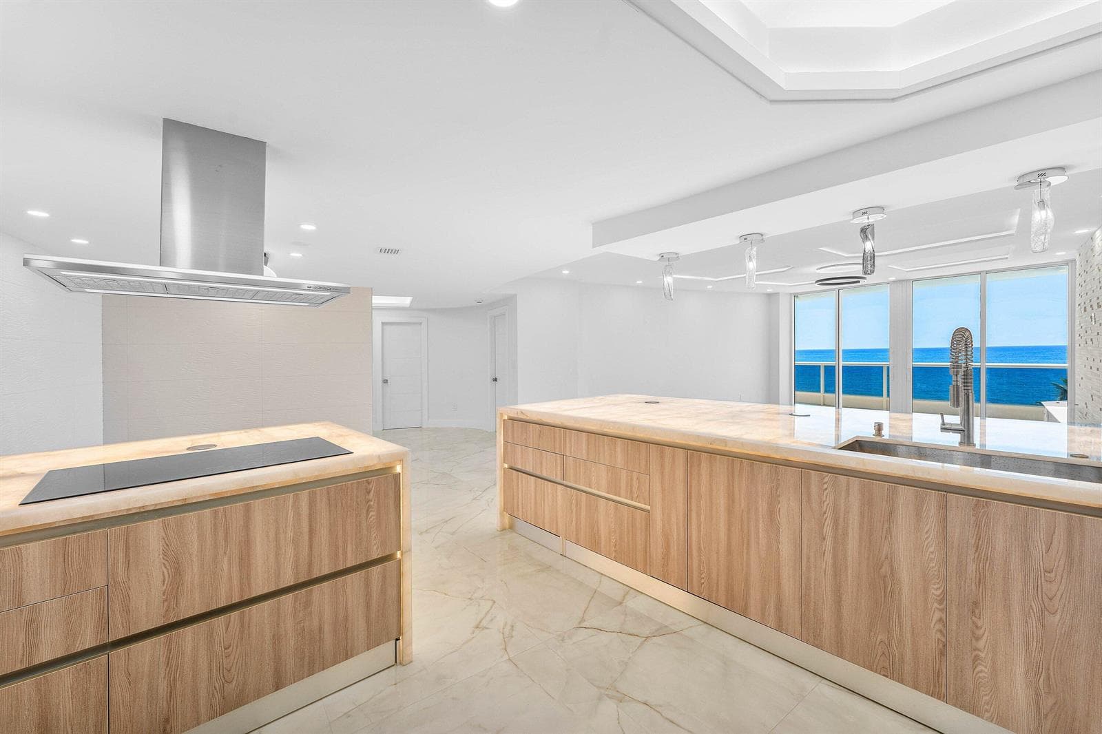 008-700SouthOceanBoulevard-BocaRaton-FL-