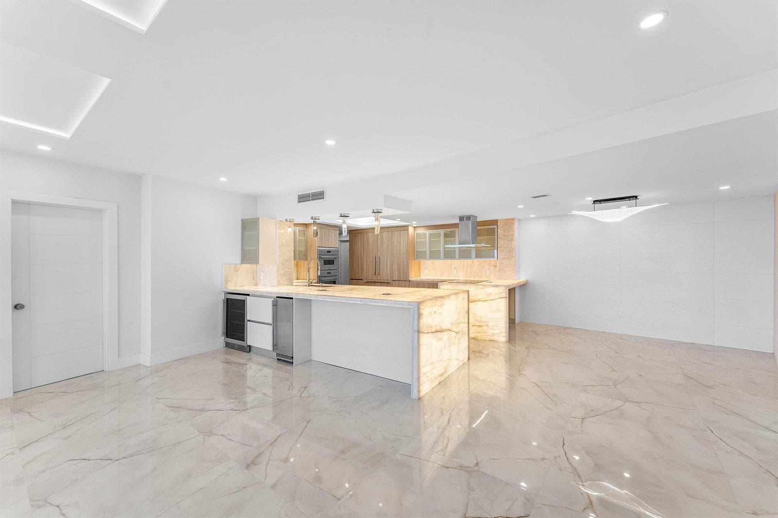 001-700SouthOceanBoulevard-BocaRaton-FL-