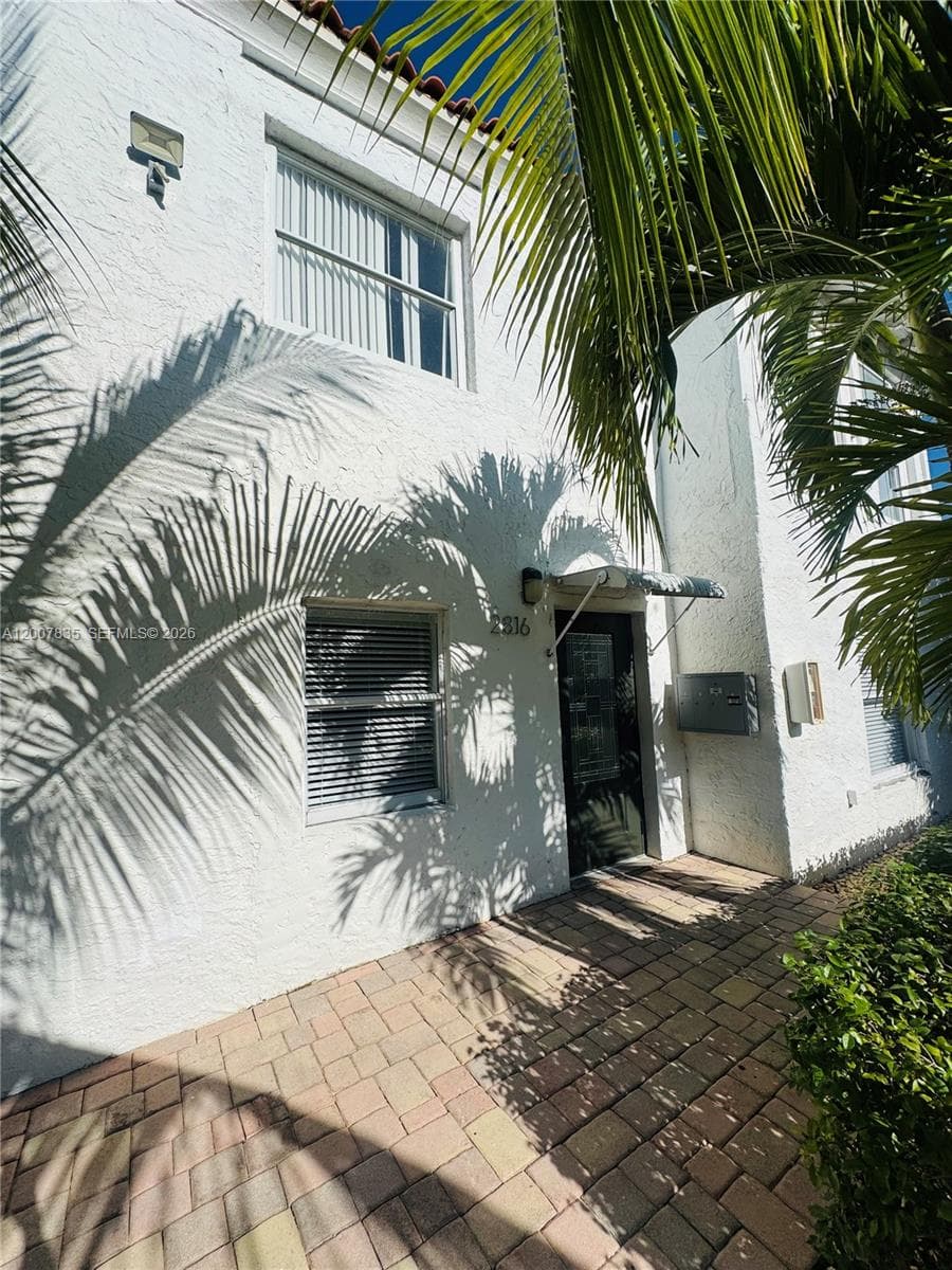 FAIRGREEN · #3 in Miami Beach - Photo 2