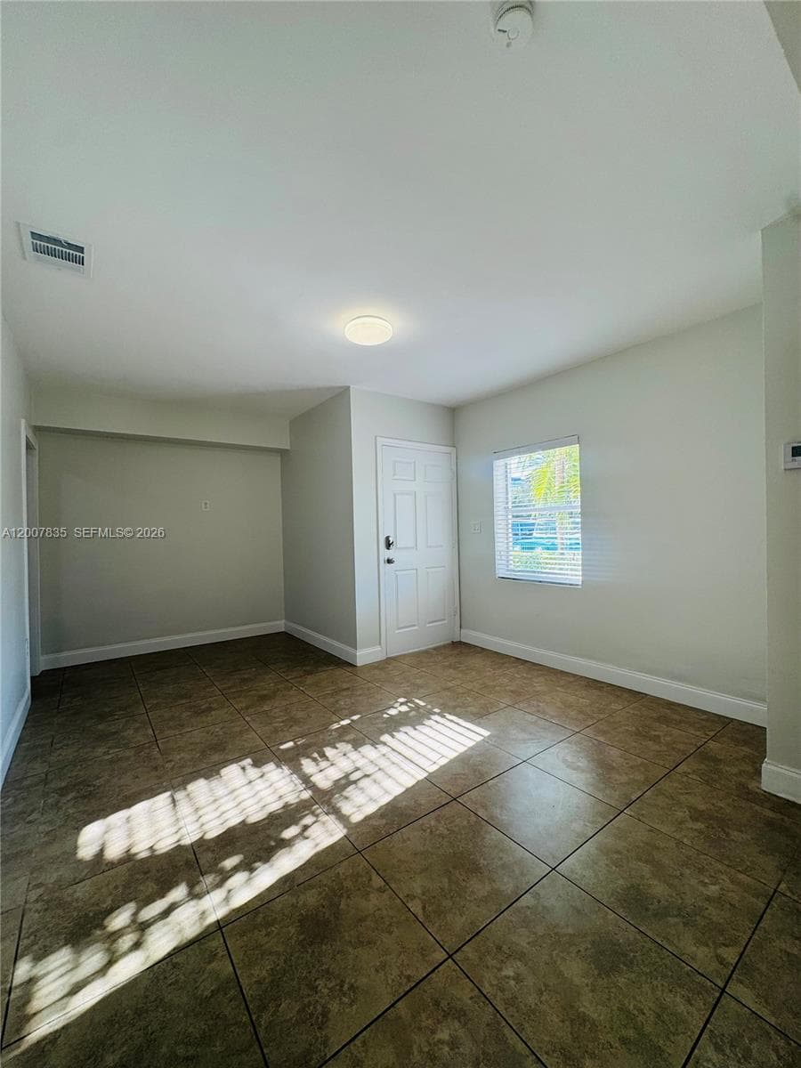 FAIRGREEN · #3 in Miami Beach - Photo 4
