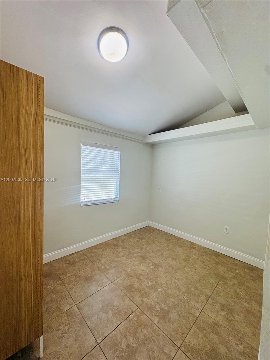 FAIRGREEN · #3 in Miami Beach - Photo 8