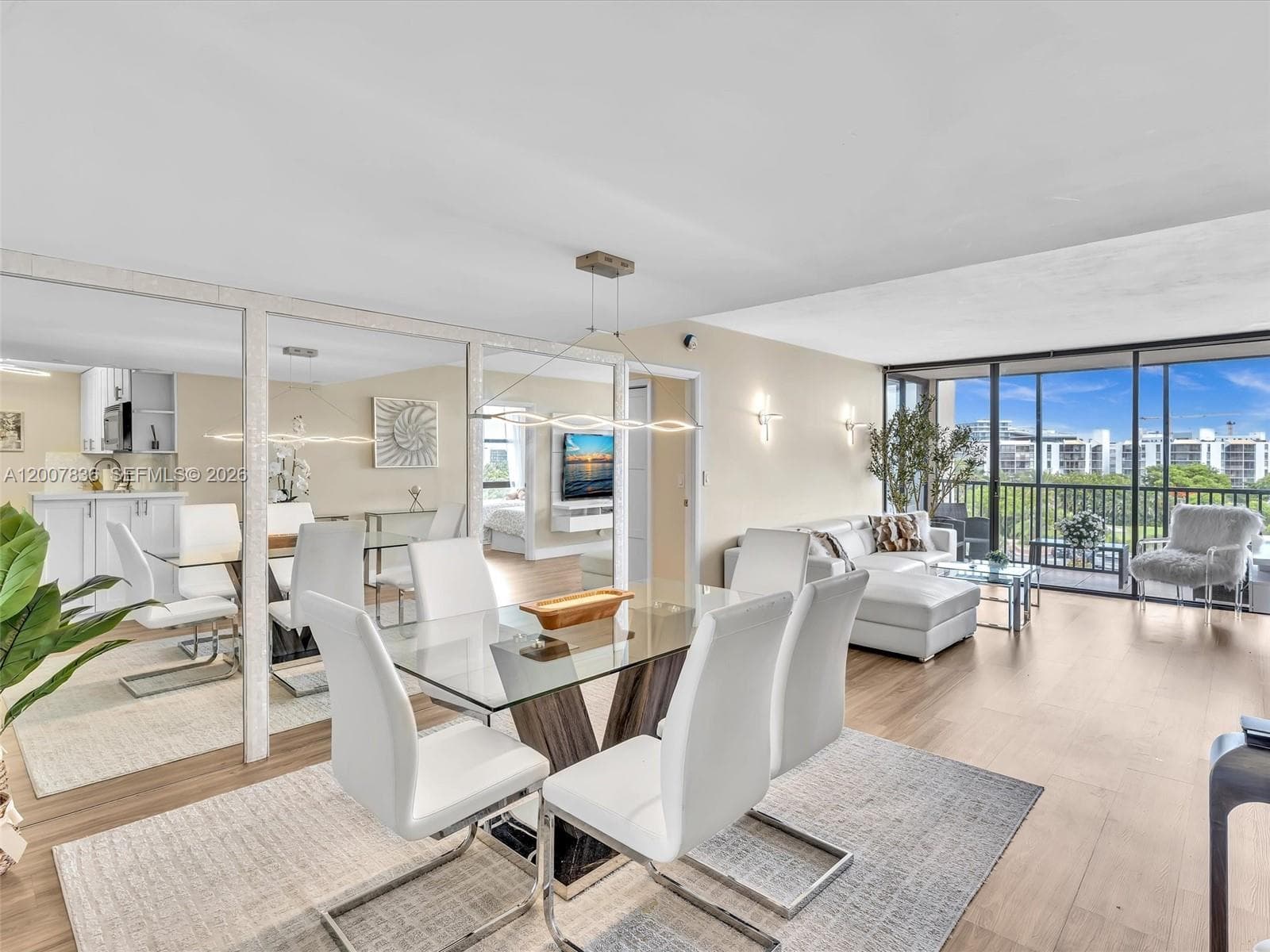 CORONADO CONDO- TOWER II · #622 in Aventura - Photo 4