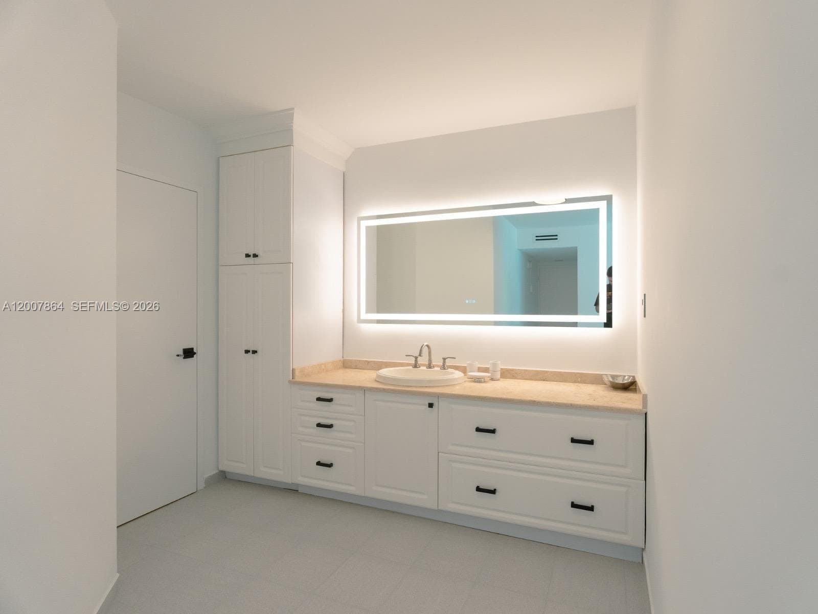 FOUR WINDS CONDO · #812 in Surfside - Photo 6