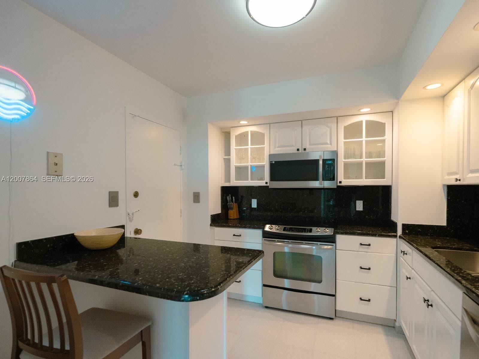 FOUR WINDS CONDO · #812 in Surfside - Photo 4