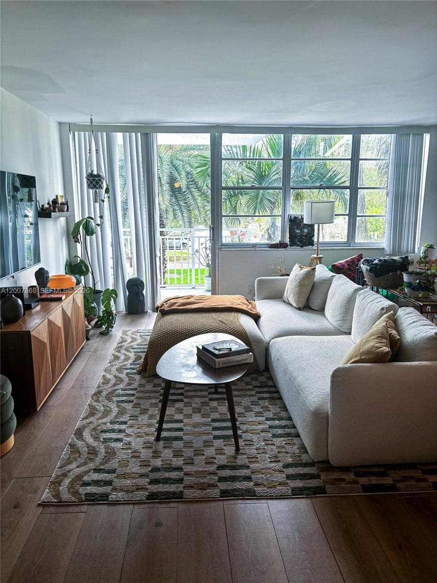 BAYVIEW TOWERS CONDO SOUT · #A209 in North Miami - Photo 2