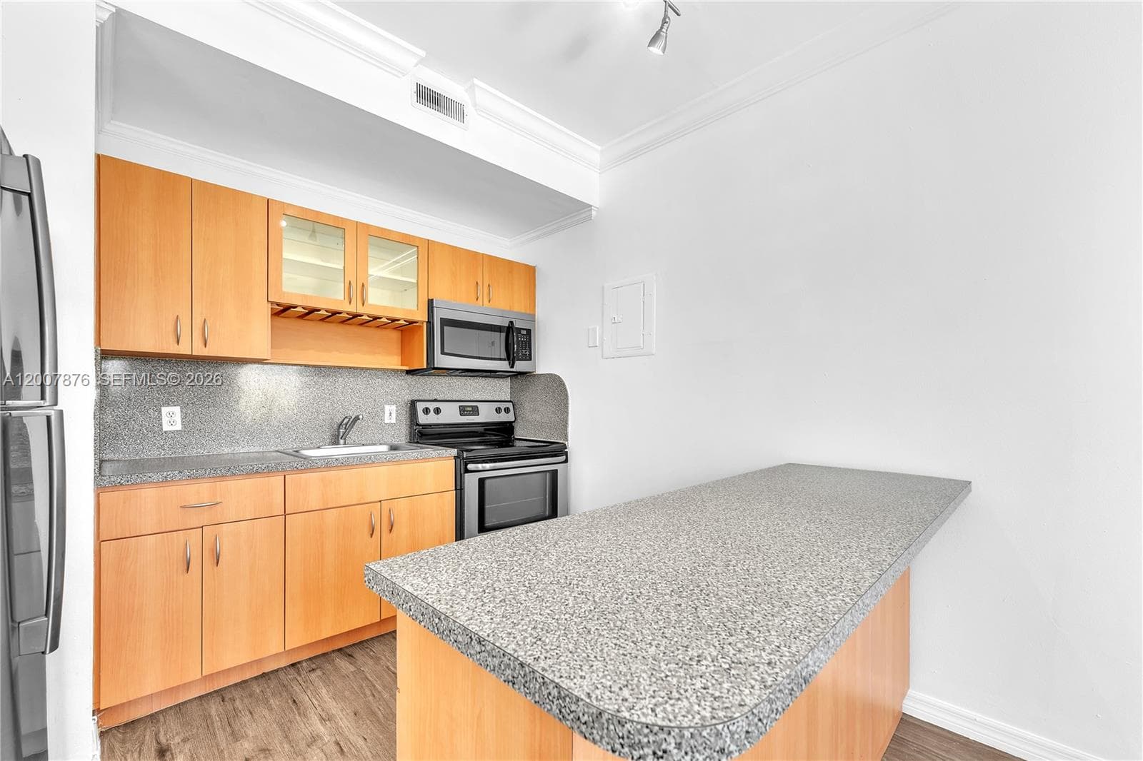 THE SHERIDAN CONDO · #305 in Miami Beach - Photo 6