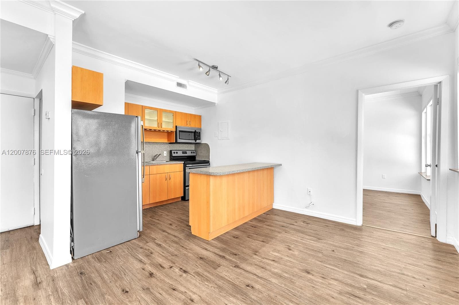 THE SHERIDAN CONDO · #305 in Miami Beach - Photo 15