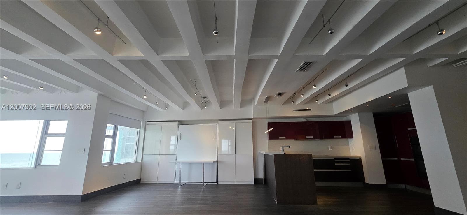 IMPERIAL HOUSE CONDO · #7G in Miami Beach - Photo 2