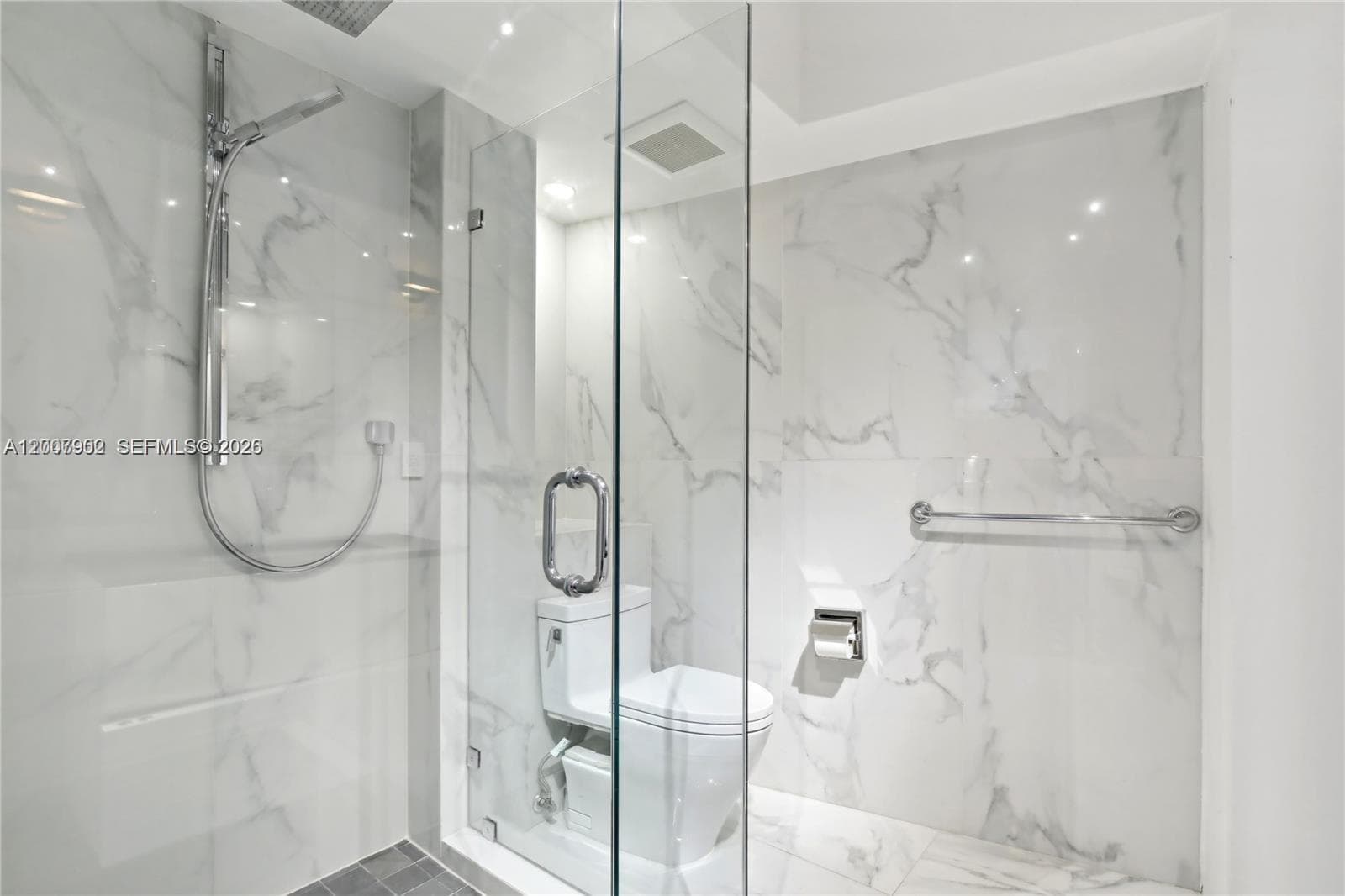 IMPERIAL HOUSE CONDO · #7G in Miami Beach - Photo 12