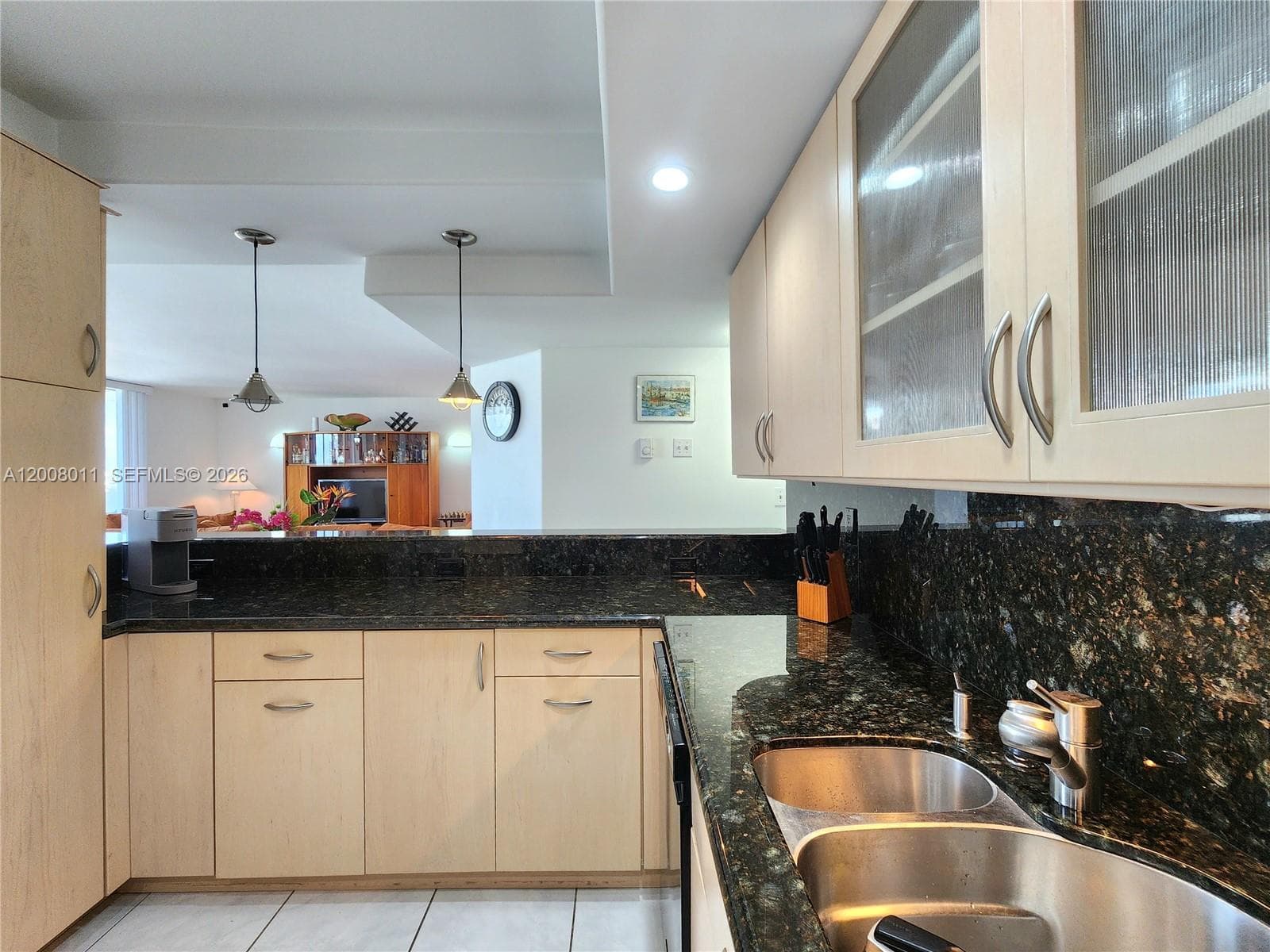 PARKER PLAZA CONDO ESTATE · #2026 in Hallandale Beach - Photo 12