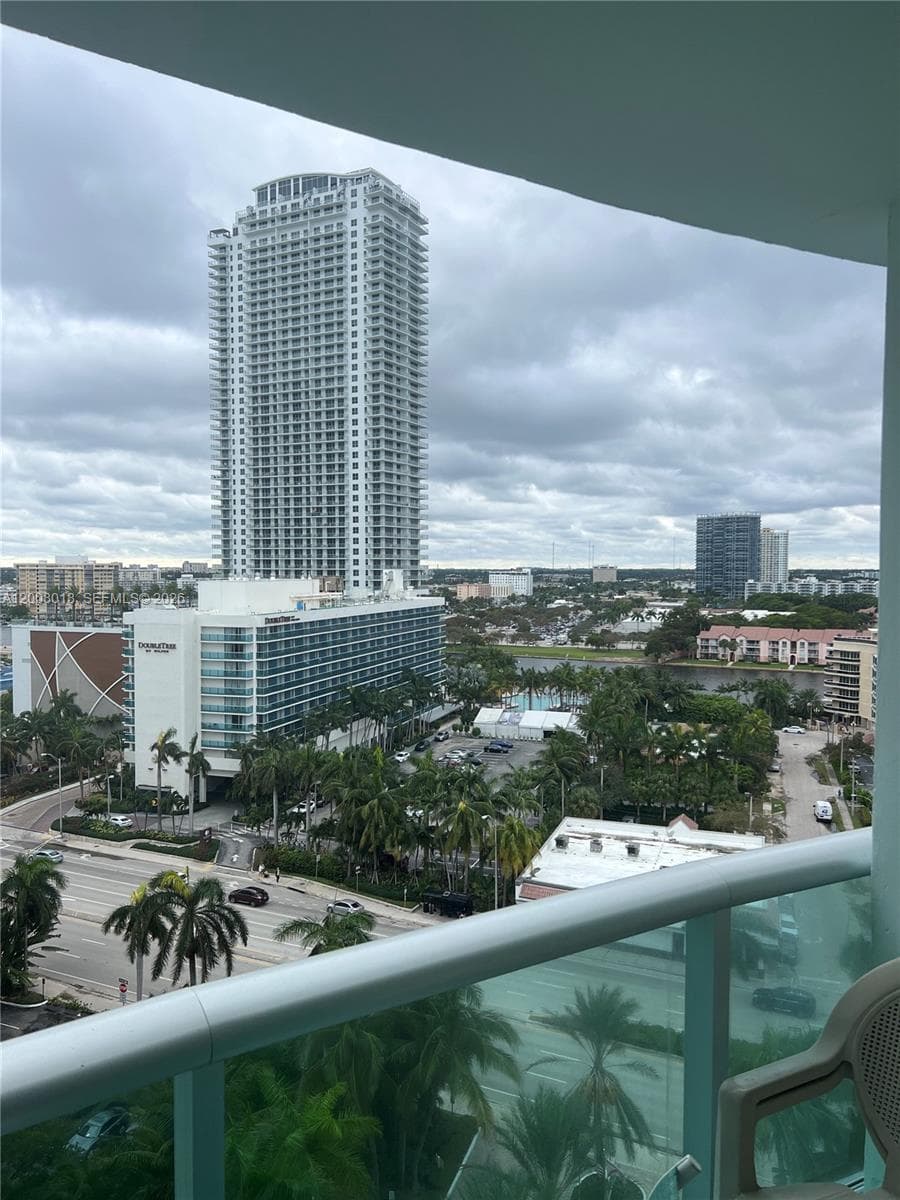 Tides on Hollywood Beach · #14T in Hollywood - Photo 14