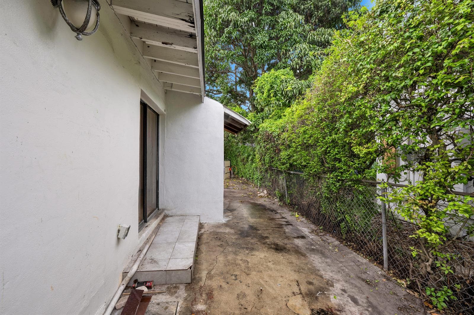 17551 NE 5th Ave North Miami 00008