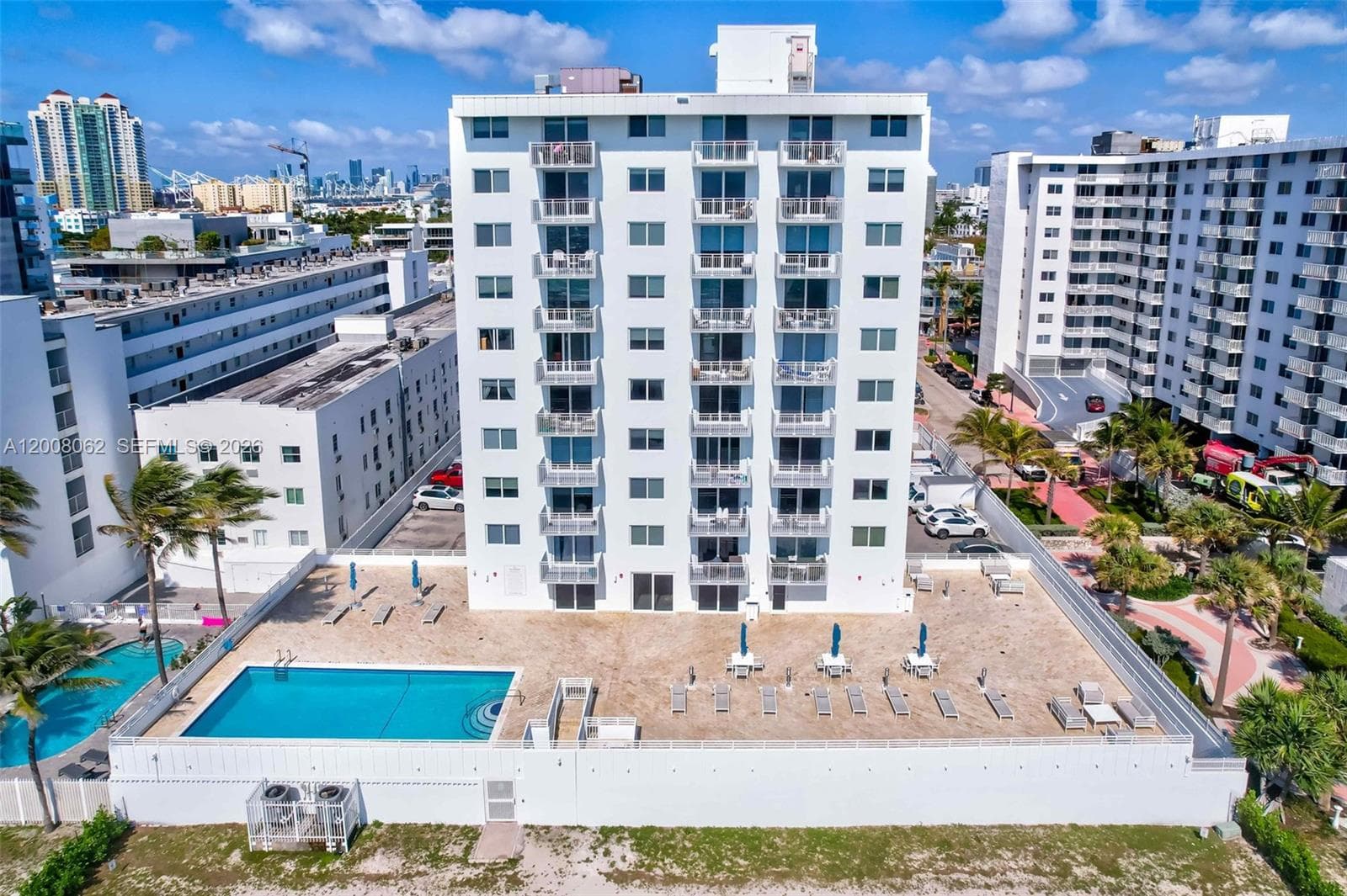 OCEAN POINT CONDO · #708 in Miami Beach - Photo 20