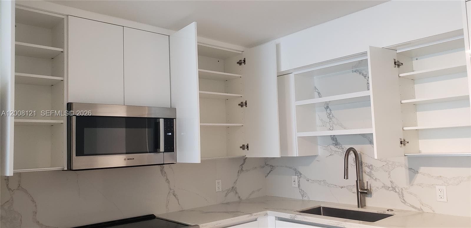 ROYAL EMBASSY CONDO · #14B in Miami Beach - Photo 6