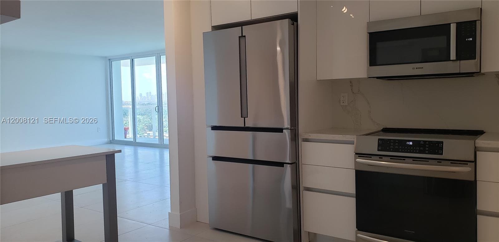 ROYAL EMBASSY CONDO · #14B in Miami Beach - Photo 4