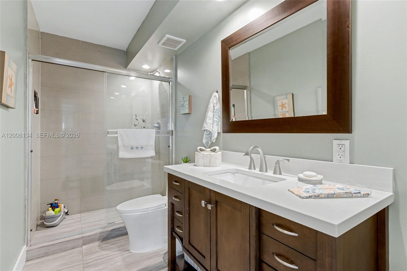 CAMBRIDGE TOWERS CONDO · #305 in Hollywood - Photo 27