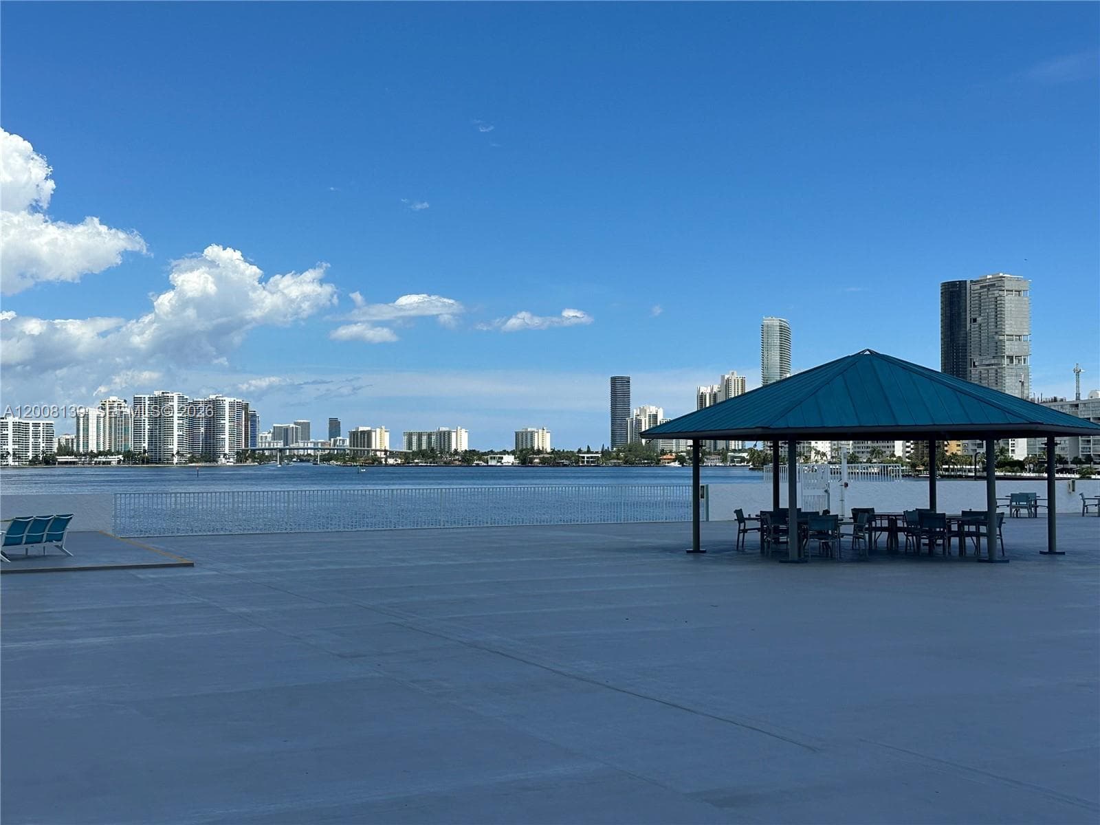 Winston Towers · #2020 in Sunny Isles Beach - Photo 25