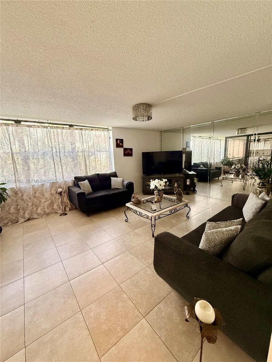 VILLA DORADA · #320-7 in Aventura - Photo 2