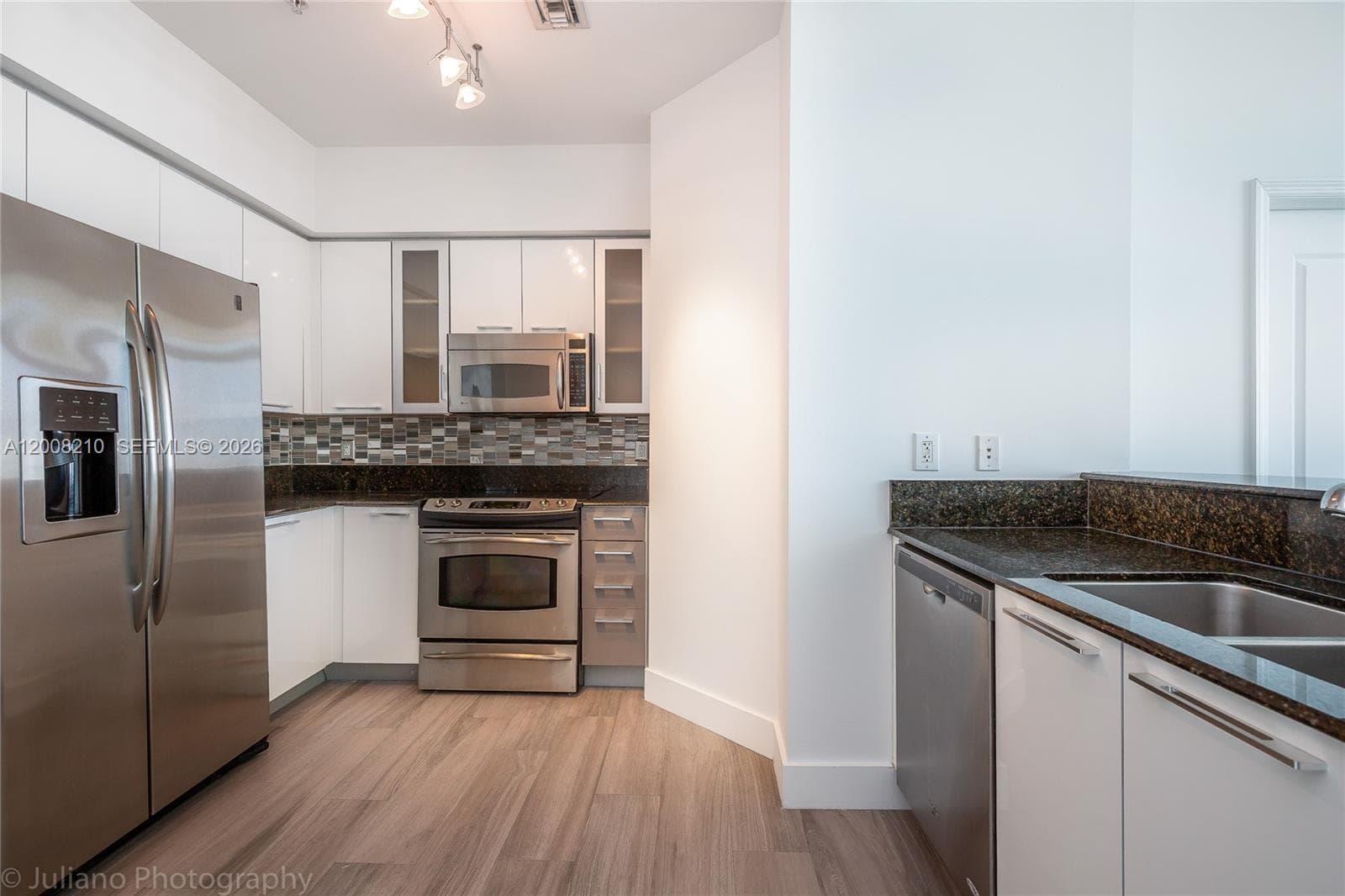 360 CONDO A · #PH23 in North Bay Village - Photo 9