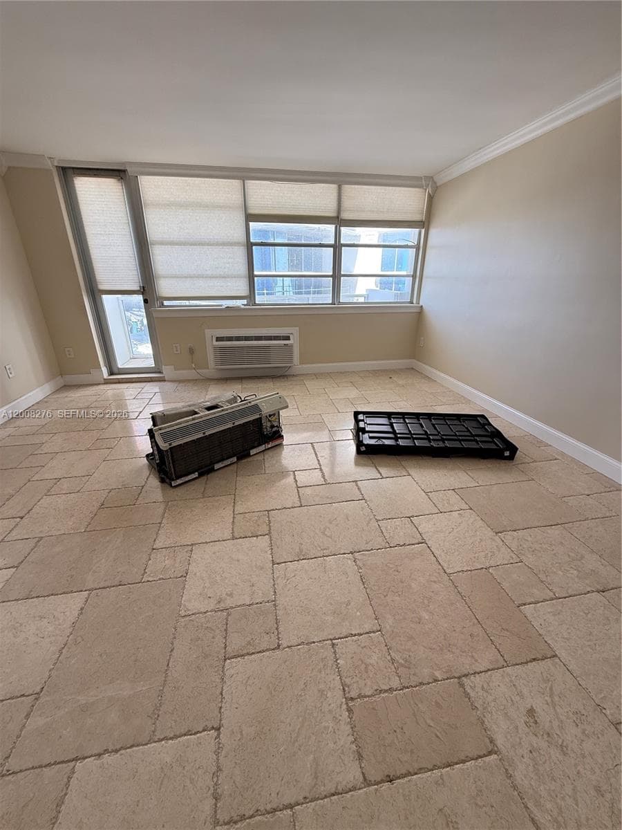 THE AMETHYST CONDO · #801 in Miami Beach - Photo 4