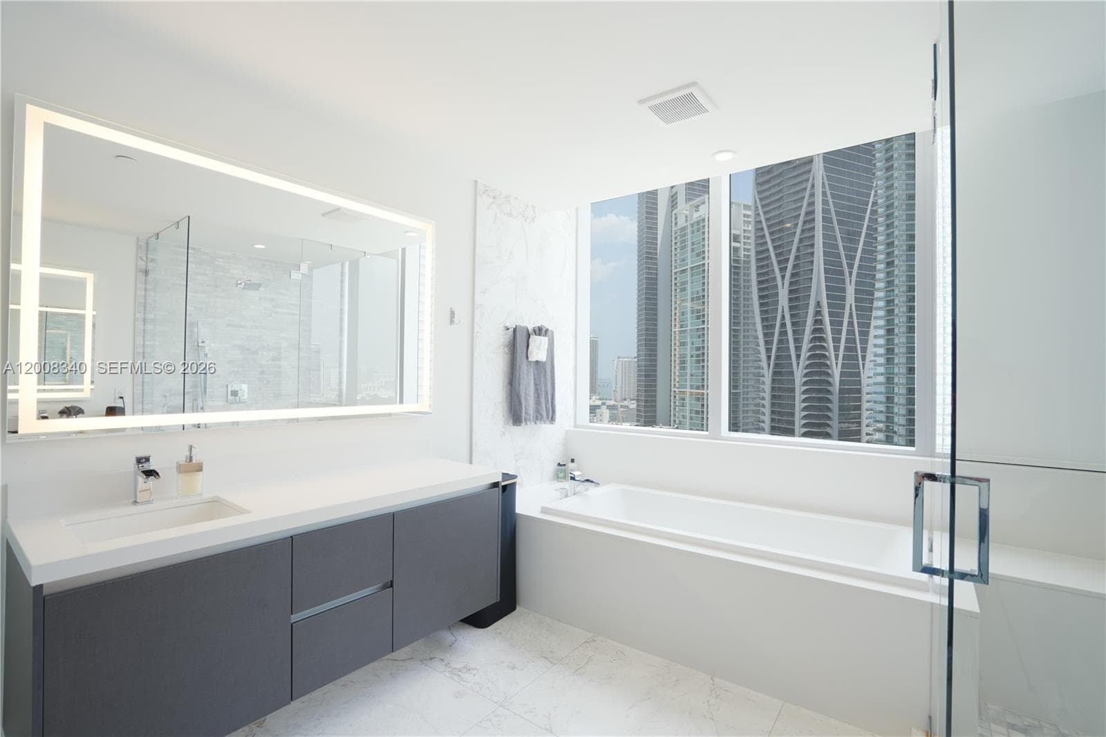 Paramount Miami Worldcenter · #2101 in Miami - Photo 13
