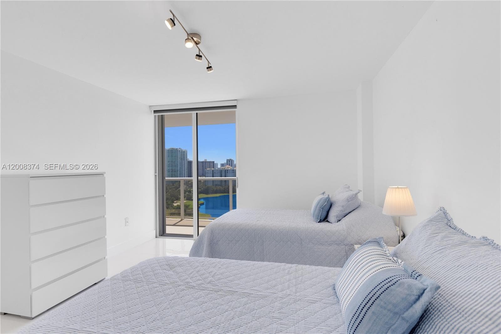 FLAMENCO CONDO TOWER I · #1805 in Aventura - Photo 26