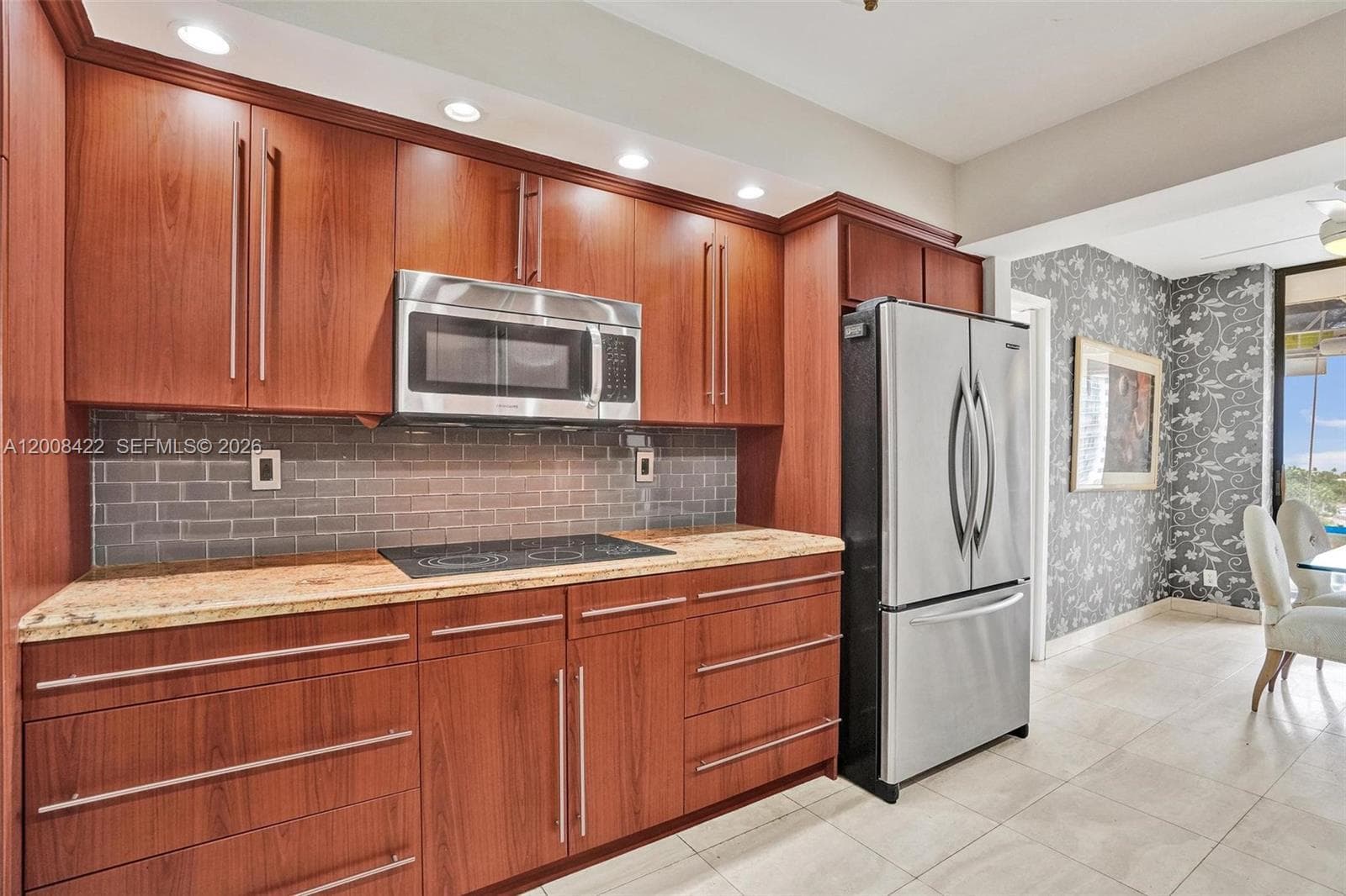 TURNBERRY TOWERS CONDO · #8K in Aventura - Photo 11