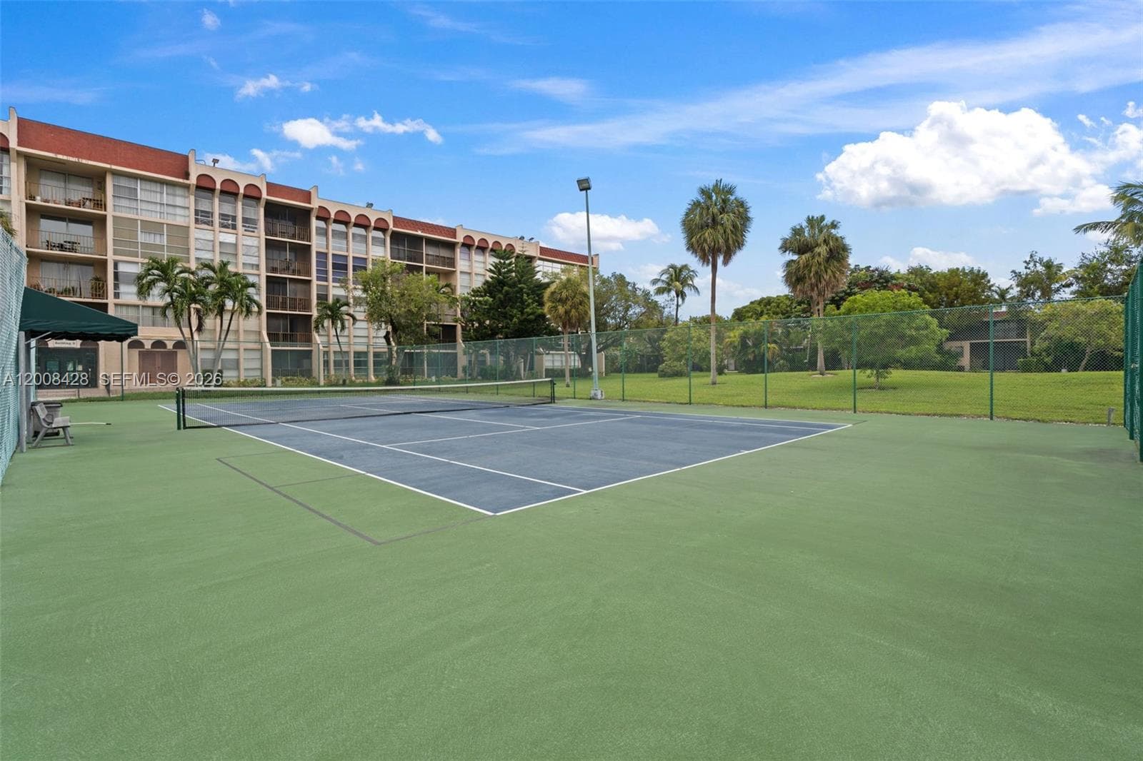DESOTO PARK NORTH CONDO · #116 in Hallandale Beach - Photo 18