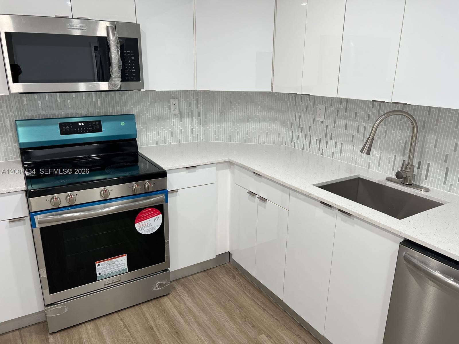 ARLEN HOUSE · #1120 in Sunny Isles Beach - Photo 4