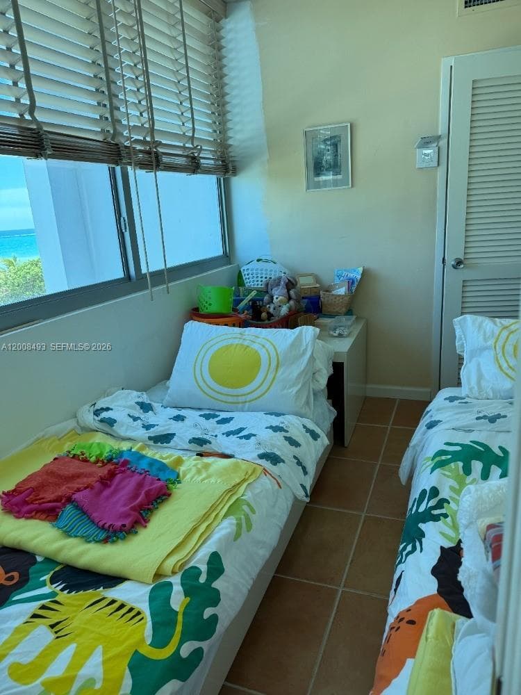 3rd bedroom/office/Den