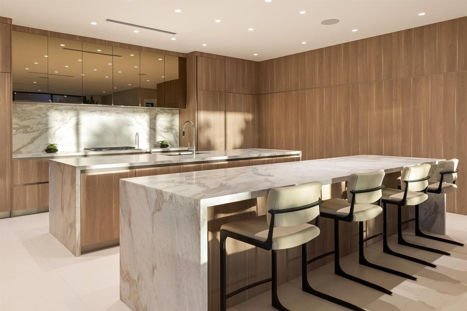 KITCHEN EVENING