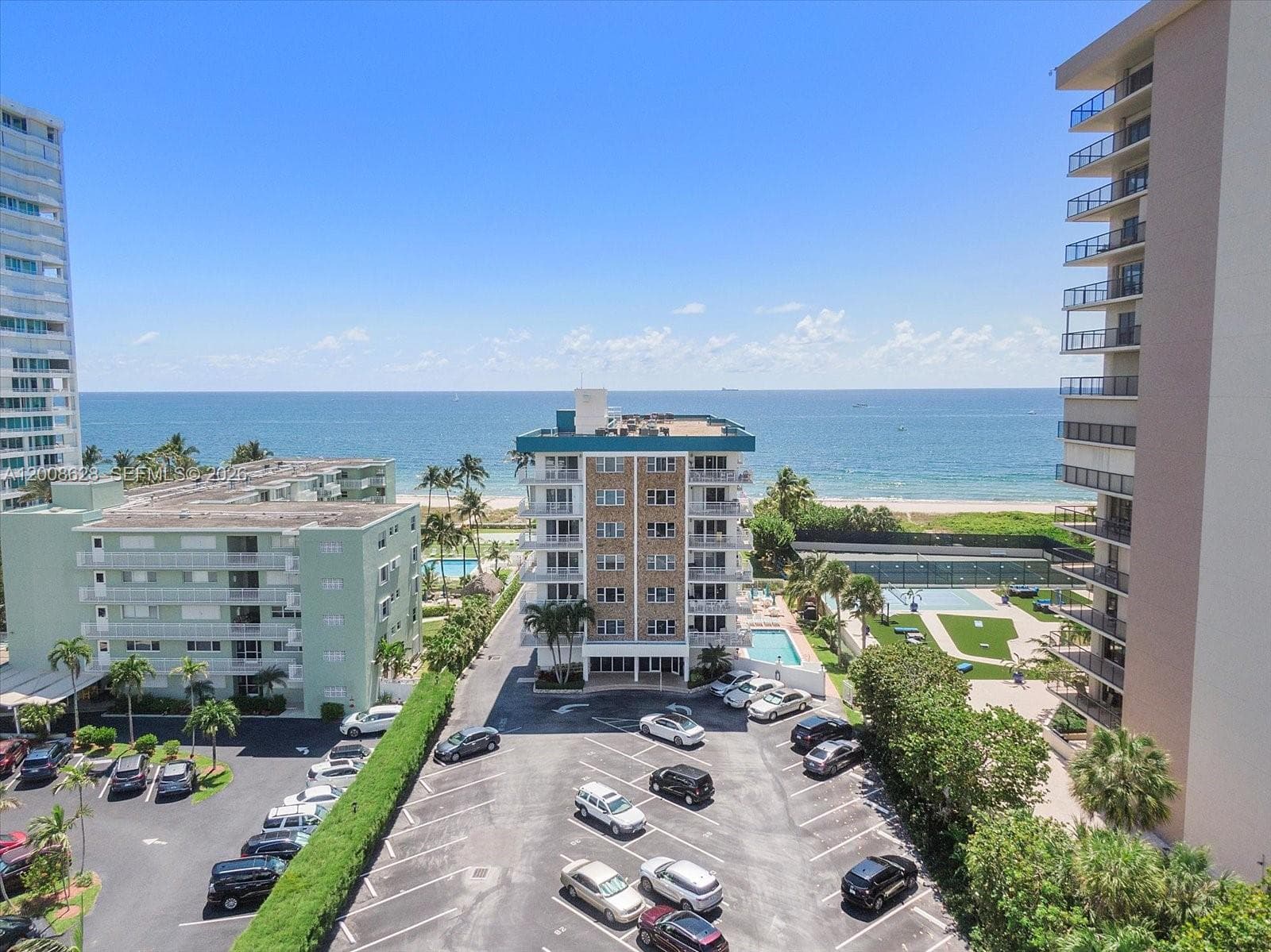 OCEAN SOUNDS CONDO · #308 in Lauderdale By The Sea - Photo 2