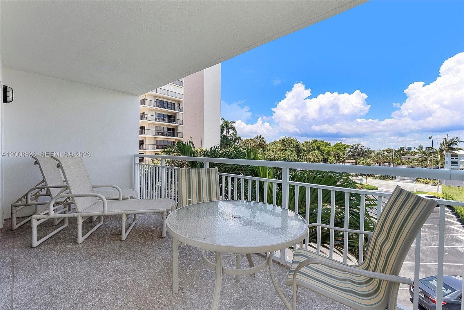 OCEAN SOUNDS CONDO · #308 in Lauderdale By The Sea - Photo 5