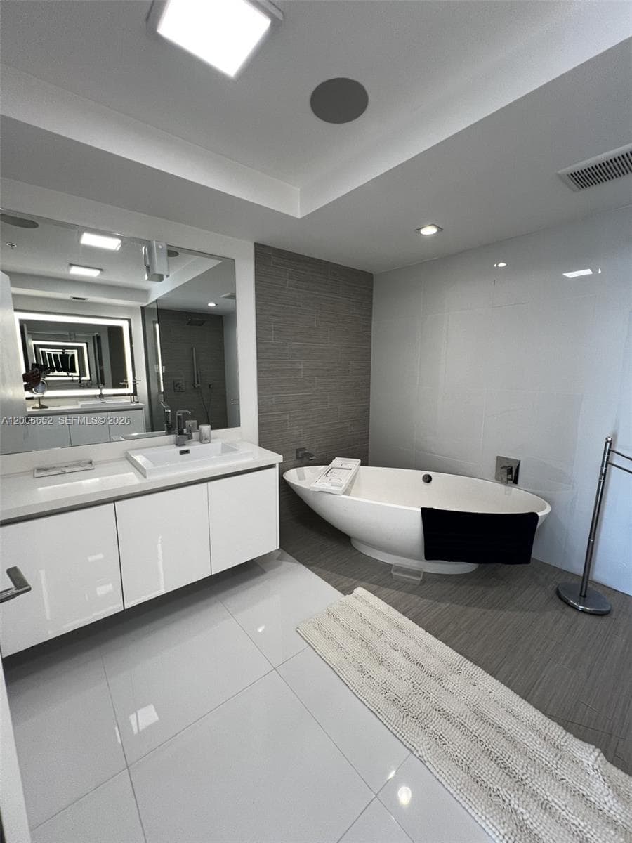 Parque Towers · #5-1008 in Sunny Isles Beach - Photo 7