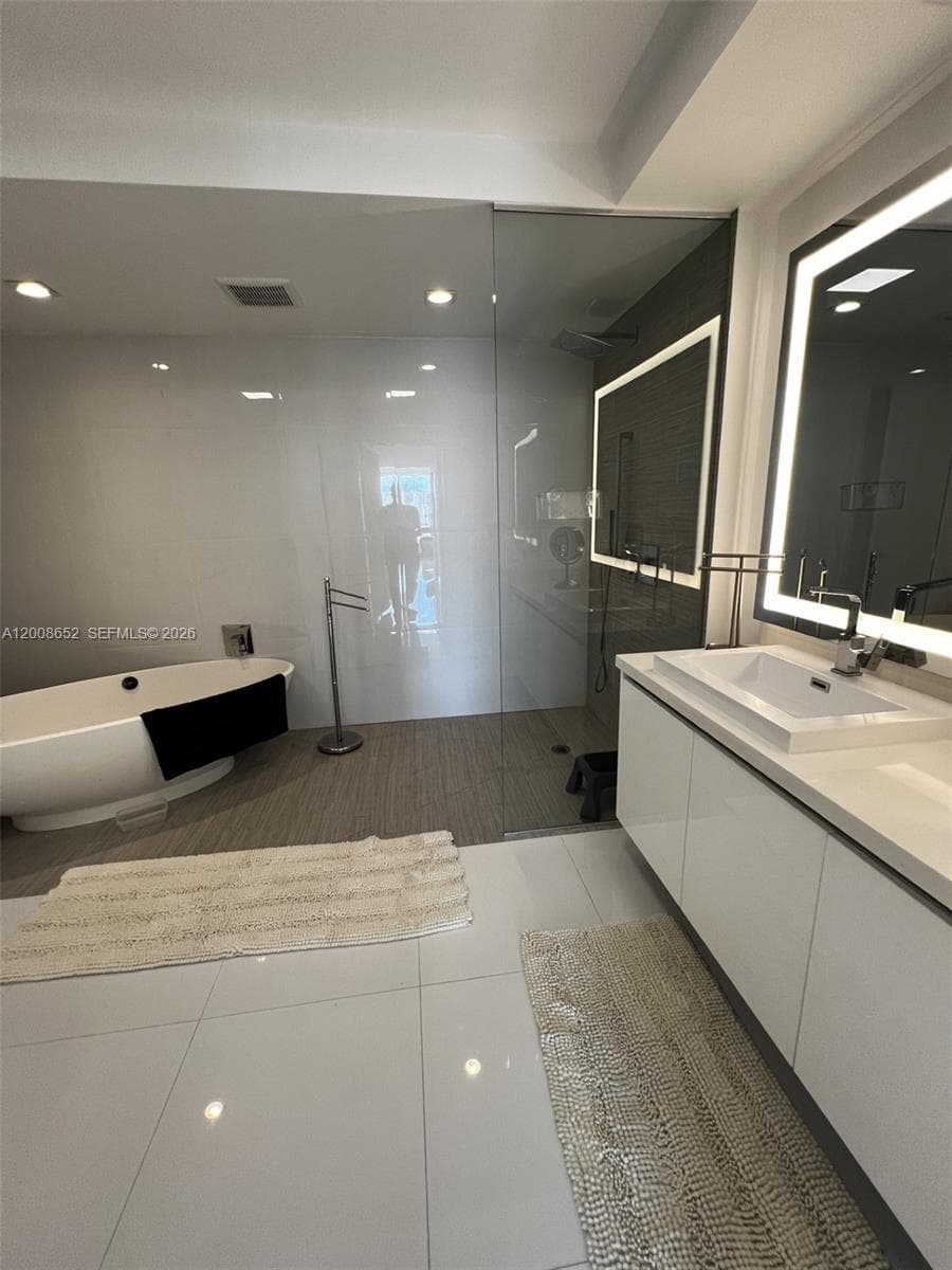 Parque Towers · #5-1008 in Sunny Isles Beach - Photo 8