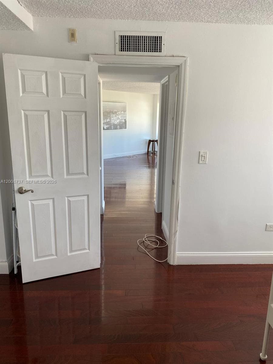 OCTAGON TOWERS I CONDO · #7C in Miami Beach - Photo 3