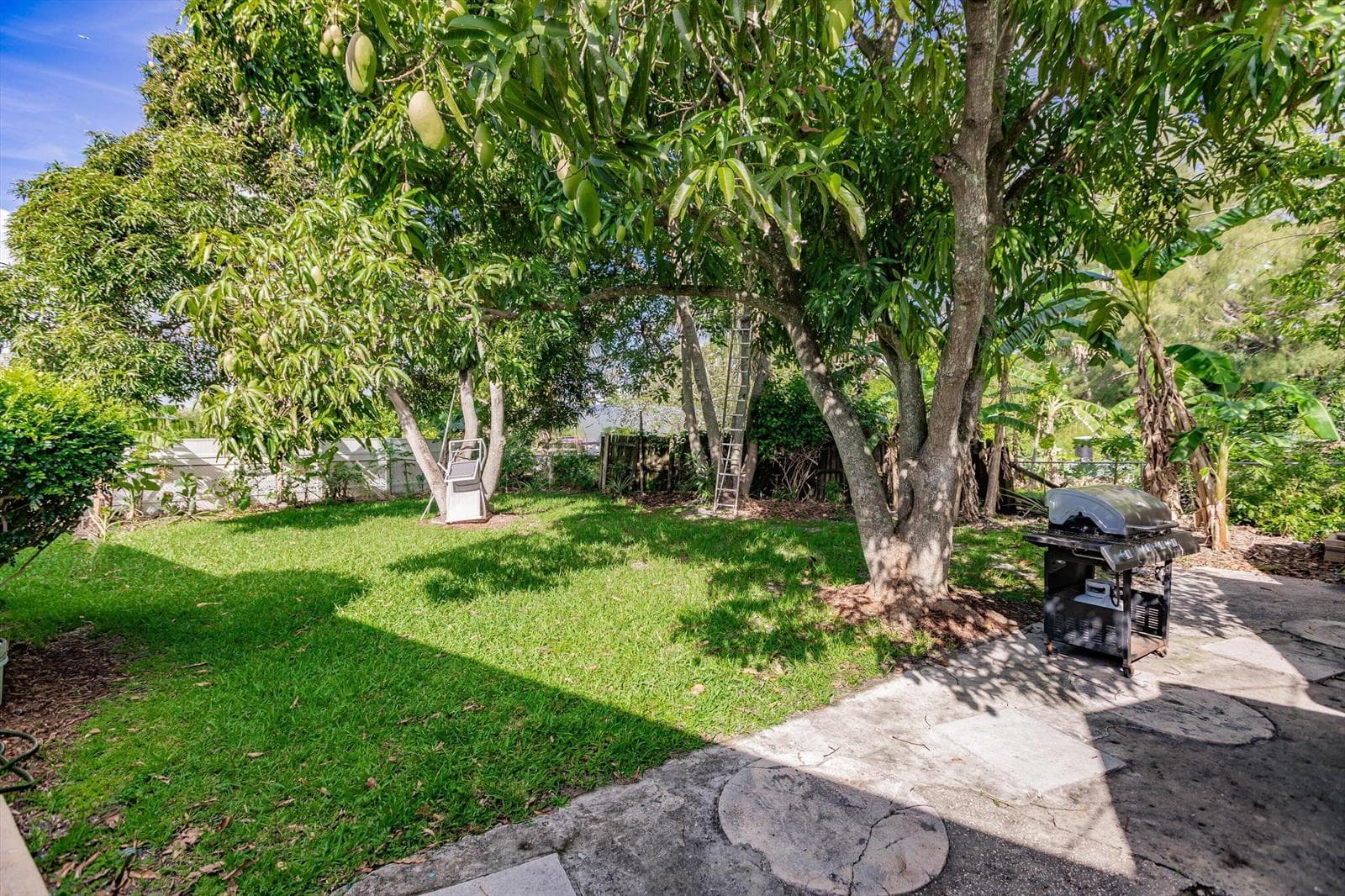 23-Property Photo 023
