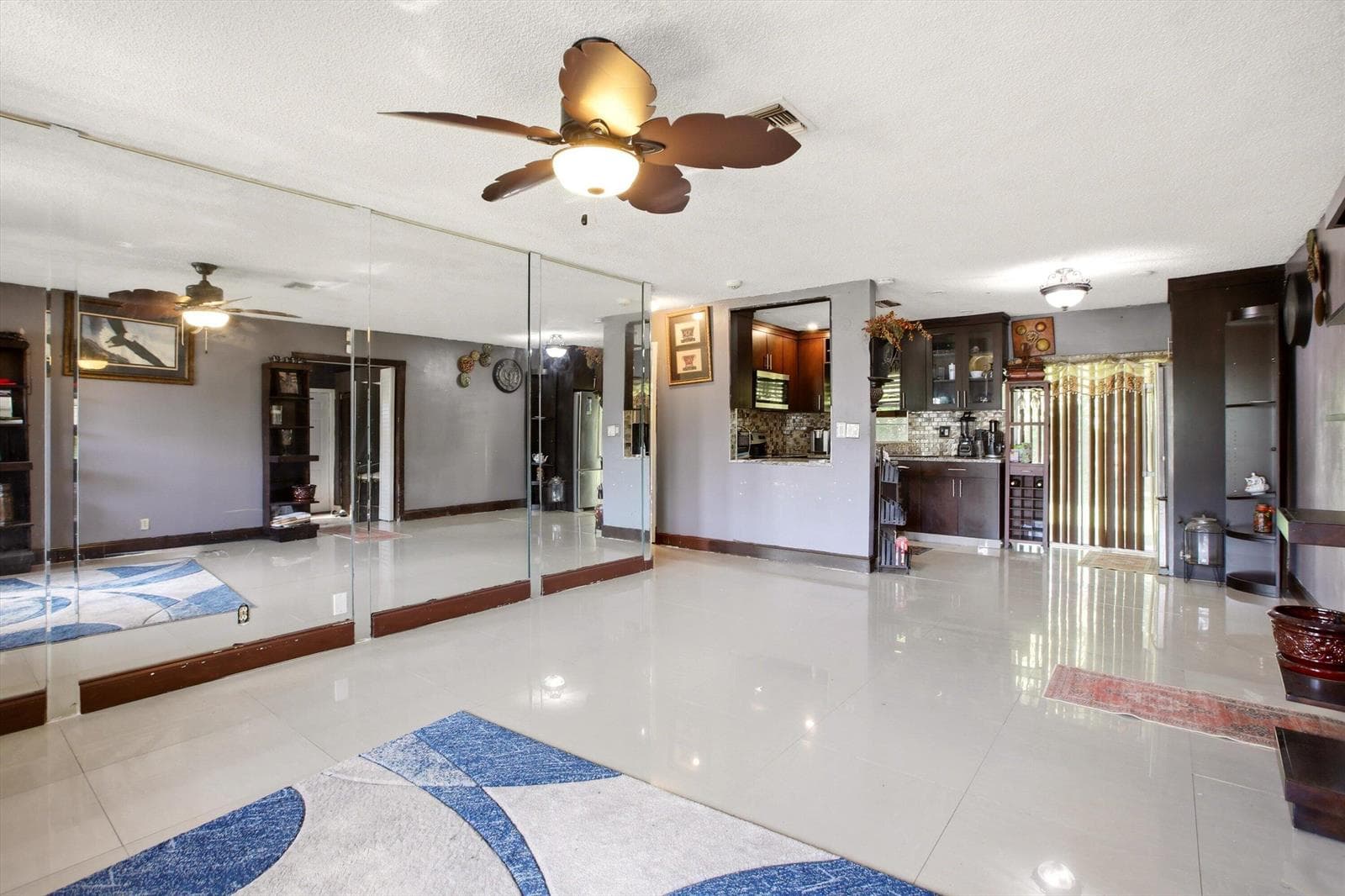 08-Property Photo 008