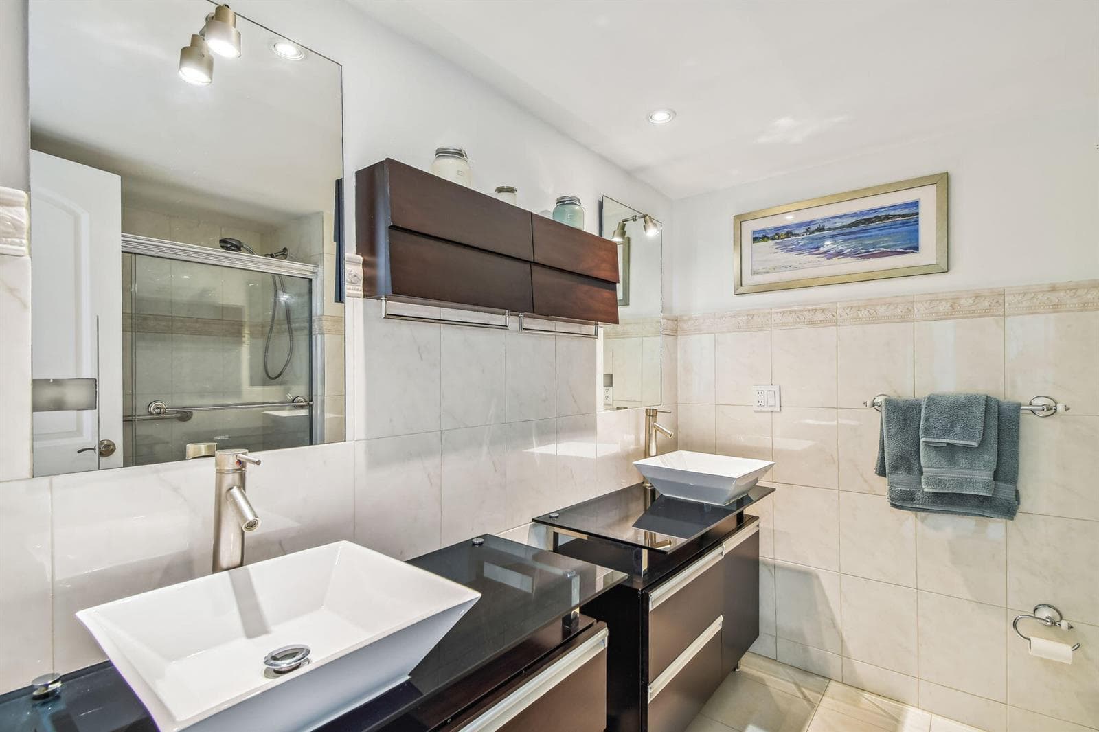 Primary Double Sinks