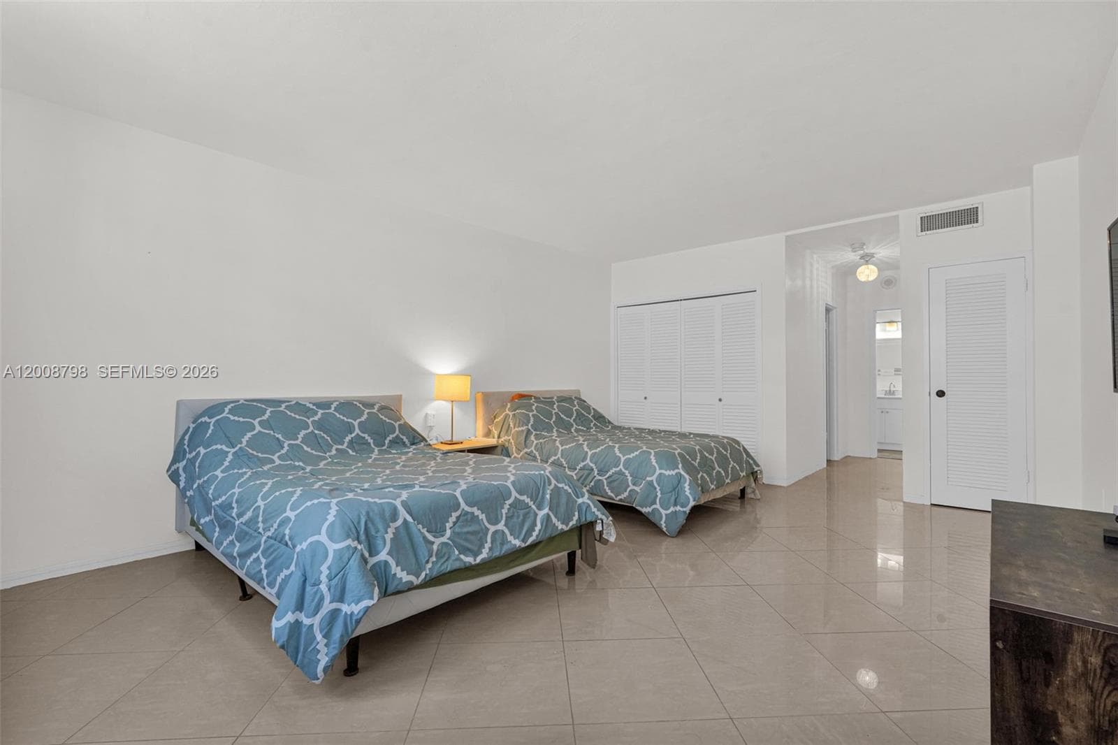 CORINTHIAN CONDO · #2E in Miami Beach - Photo 26