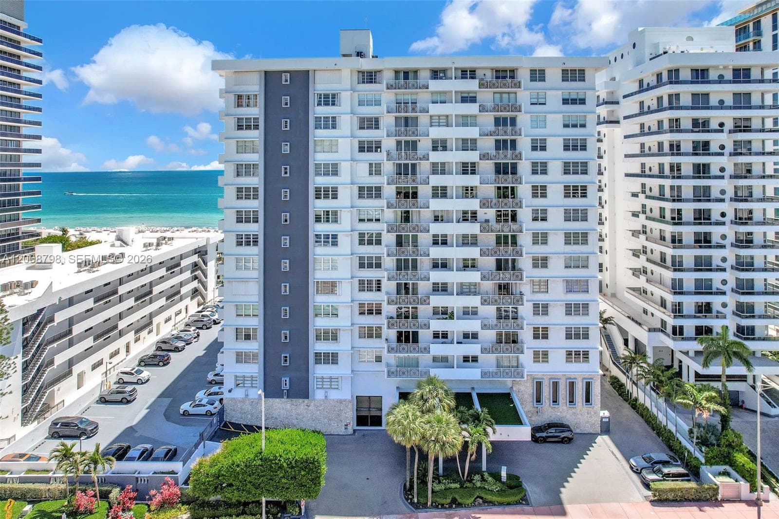 CORINTHIAN CONDO · #2E in Miami Beach - Photo 3